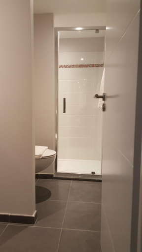 Bathroom 3, Hotel Chez Jacqueline, Indre-et-Loire