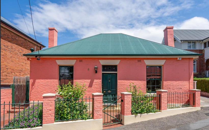 Exterior & Views 1, Waterloo Cottage, Hobart