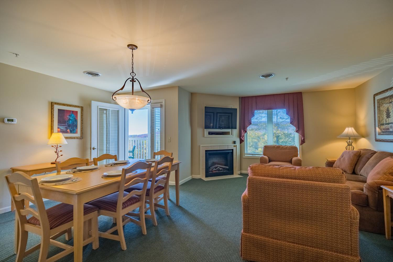 Dining Room 2