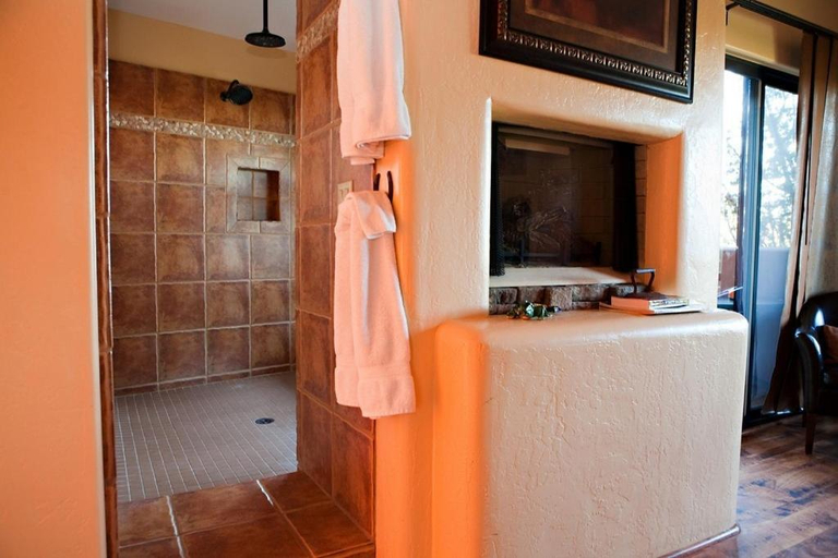 Bedroom 4, The Inn at Thunder Mountain, Yavapai
