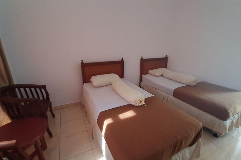 Bedroom 12