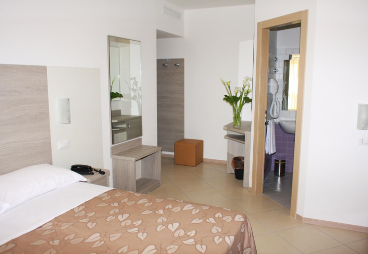 Bedroom 3, Hotel Villa Enea, Rimini