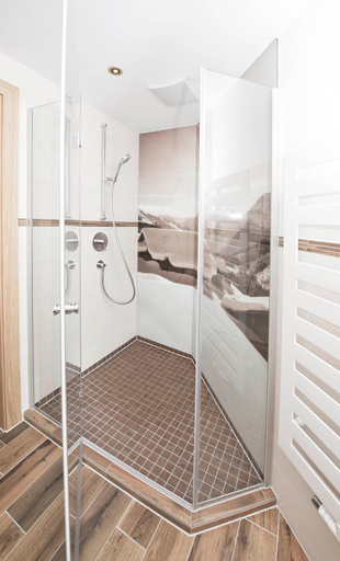 Bedroom 4, Hotel Jager, Schwaz