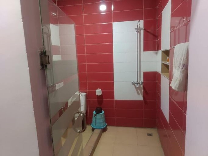 Bathroom, E - Phoenix Hotel Annex 2, Ilorin East