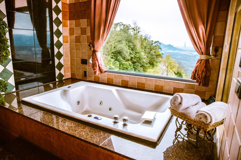 Bathroom 2, Hi-Star View Hotel, New Taipei City