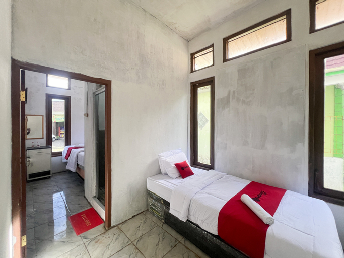 Bedroom 16