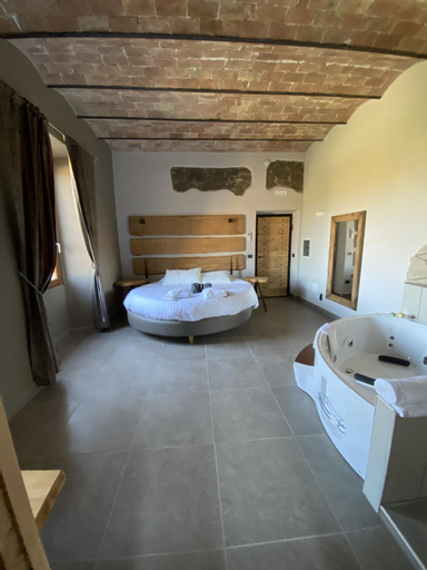 Bathroom 22