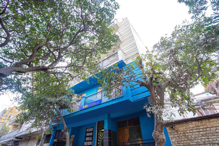 FabHotel Prime Residency, West