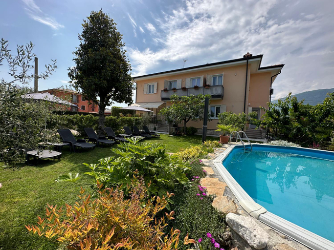 Others 3, B&B La Magnolia, Verona
