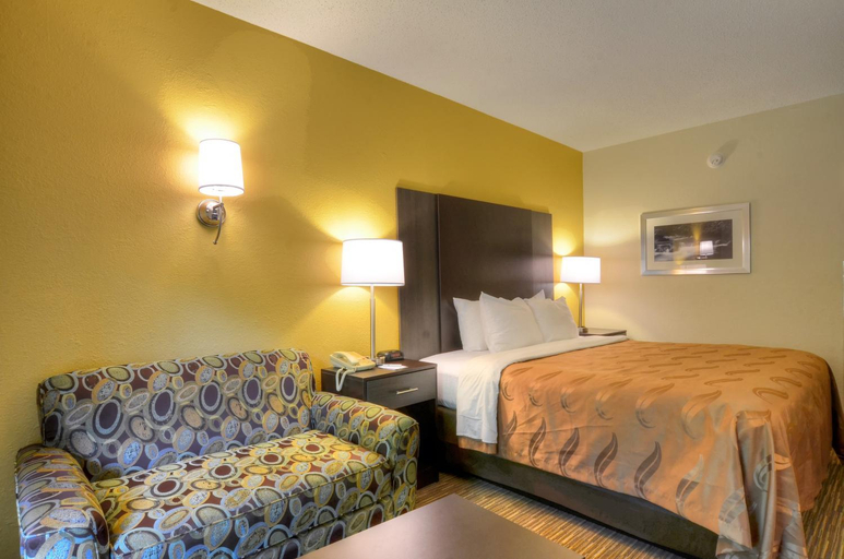Bedroom 3, Quality Inn Cherokee, Swain