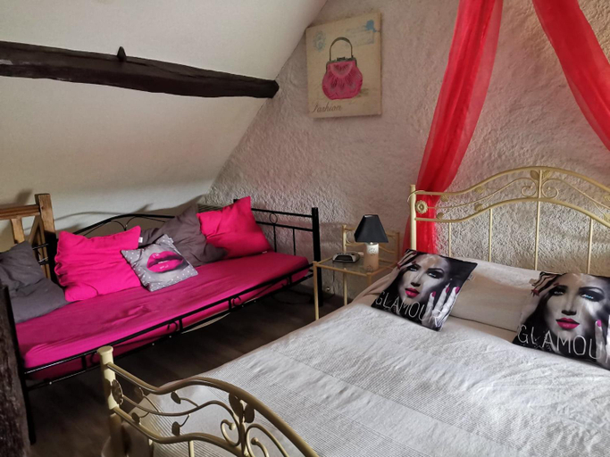 Bedroom 2, La Longere du Parc, Loir-et-Cher