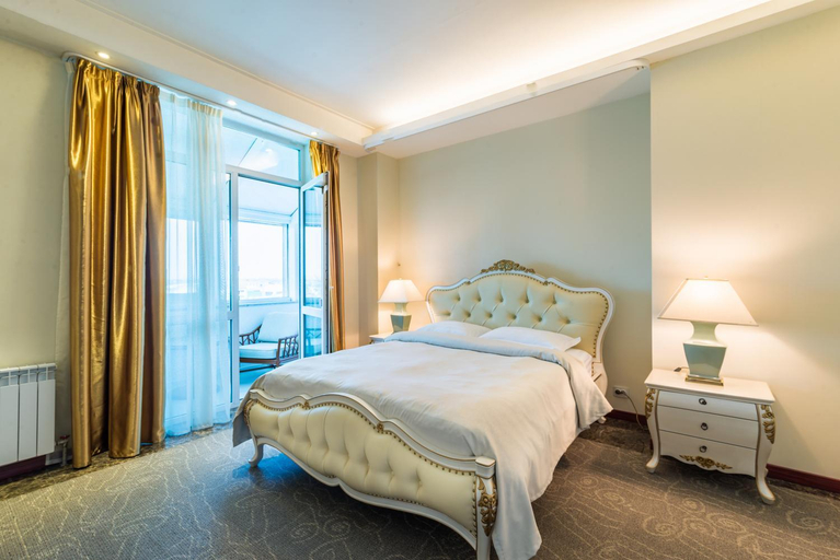 Others 3, Lenina Hotel, Anivskiy rayon