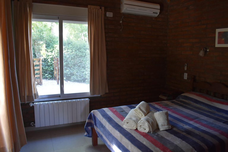 Others 2, Cabanas Latitud 38.15, Tornquist