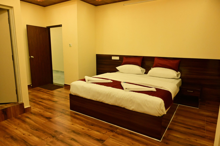 Bedroom 2, RIDHIS FAMILY RESTAURANT, Kodagu