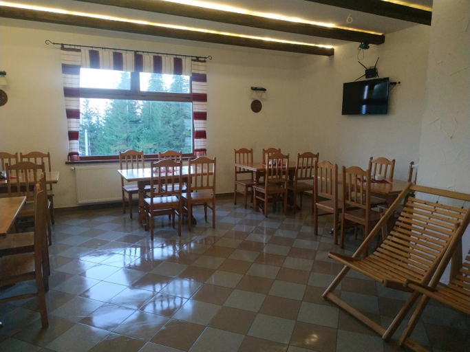 Food & Drinks 4, Оселя Драгобрат, Rakhivs'kyi