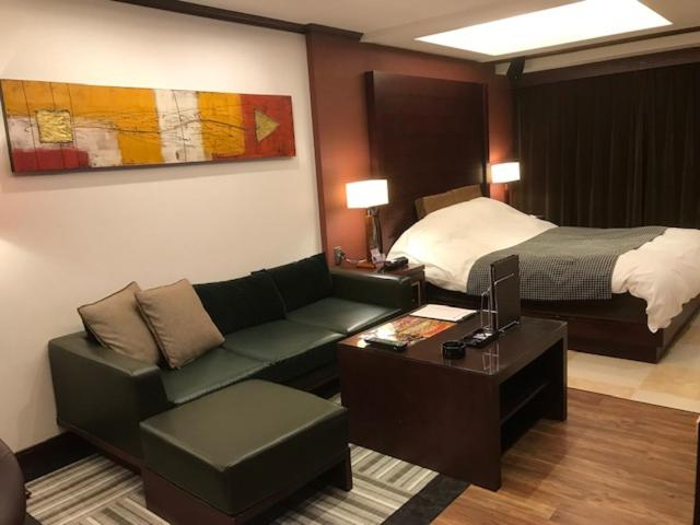 Bedroom 4, ホテルウォーターゲート徳山 adult only, Shūnan