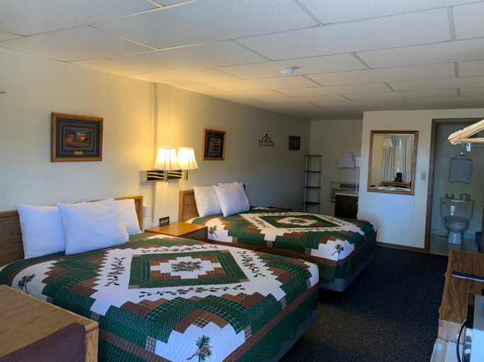 Others 3, Chief Motel, Custer