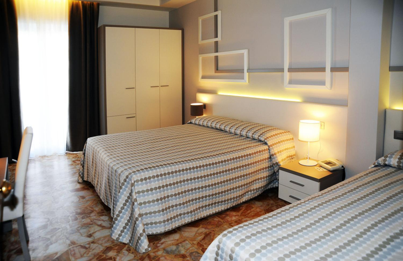 Bedroom 13