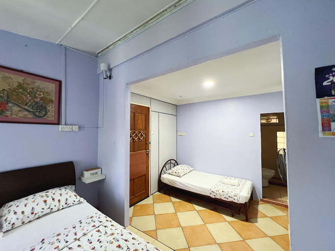 Others 4, Merdeka Guest House 2, Kuching