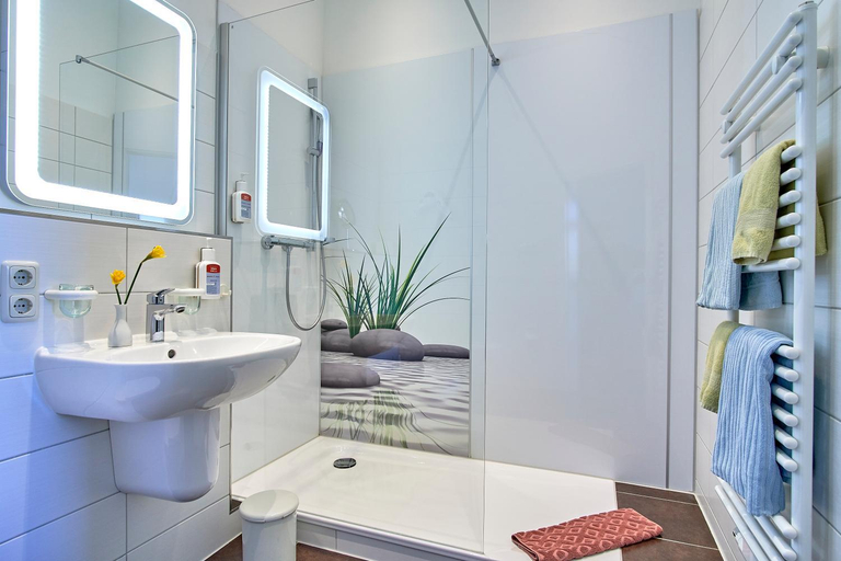 Bathroom 3, Biohotel Amadeus, Schwerin
