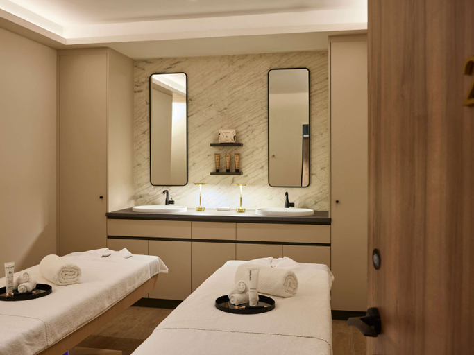 Bathroom 5, Domaine du Liziec Vannes - MGallery Collection, Morbihan