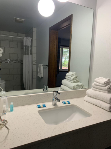 Others 3, Starlite Resort, Allegan