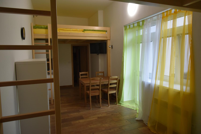 Others 5, Penzion U Hujnaku, Hodonín