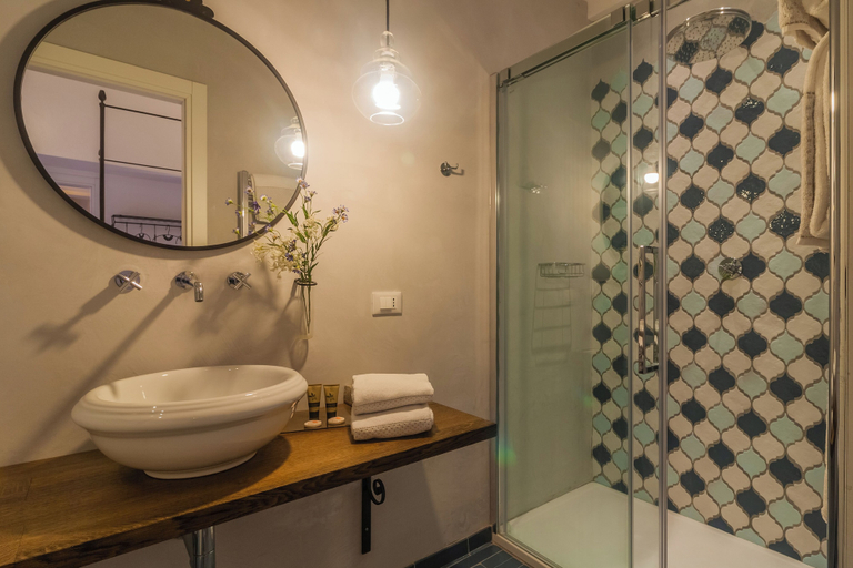 Bathroom 4, Loppia Secret Garden by Wonderful Italy, Como