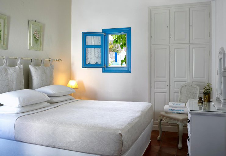 Bedroom 2, Folegandros Apartments, South Aegean