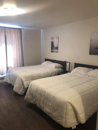 Others 4, Nor Villa Hotel, Division No. 11