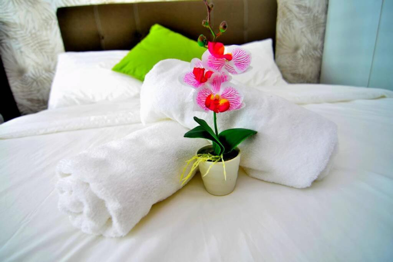 Bedroom 2, Vivacity Megamall New Jazz Suite LV 8-03A, Kuching