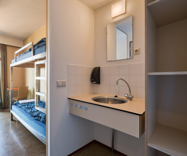 Bathroom 5, Stayokay Texel- Hostel, Texel