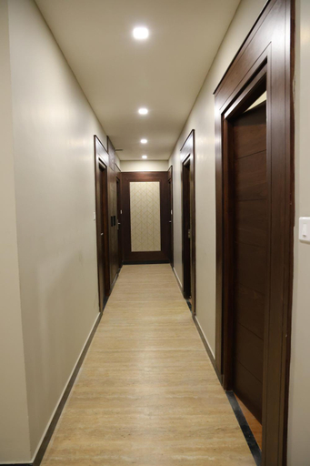 Public Area 3, Mount Grande, Chennai