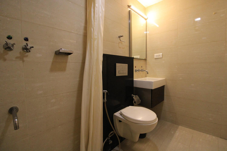 Bathroom 7