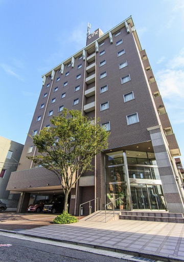 Exterior 5