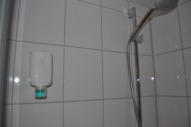 Bathroom 2, Hotel Engel Altenau, Goslar