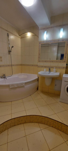 Bathroom 3, Stylish Deluxe apartments!!!, L'vivs'ka