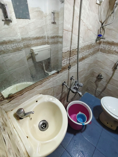 Bathroom 5, Hotel K.D. PALACE NX, Mumbai Suburban