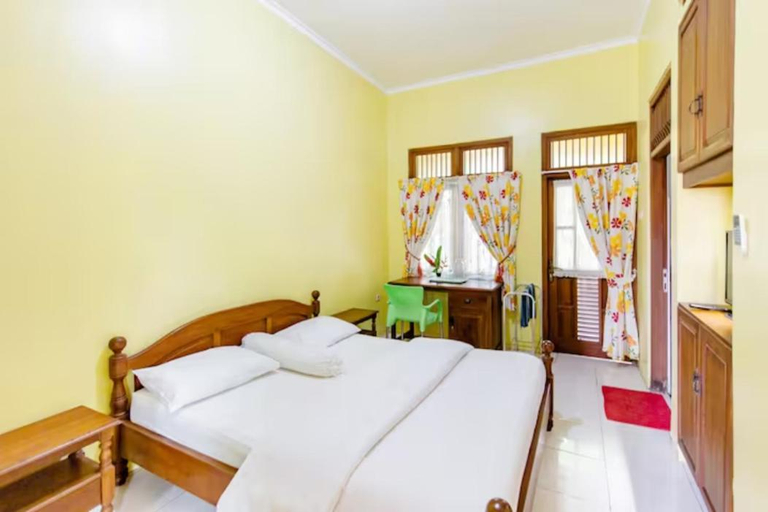 Bedroom 2, Villa Alicia, Sleman