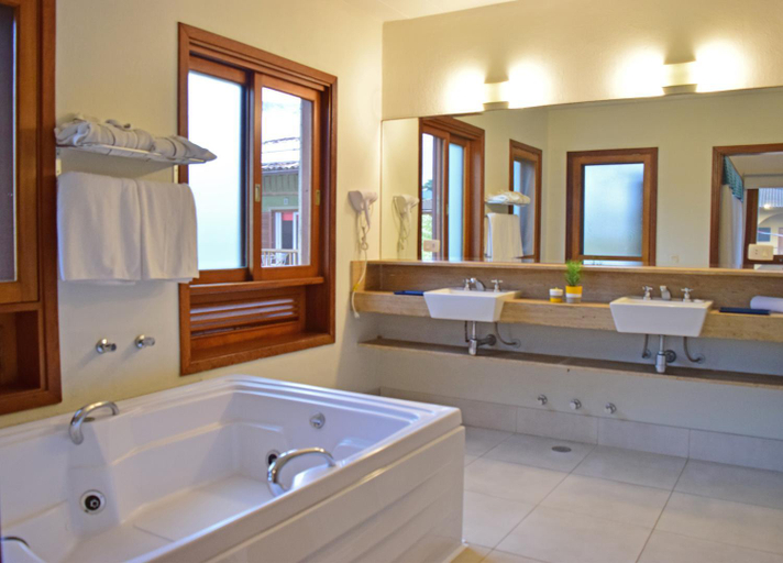 Bathroom 2, Bella Ilha Pousada, Ilhabela