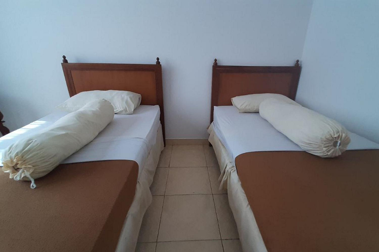 Bedroom 13