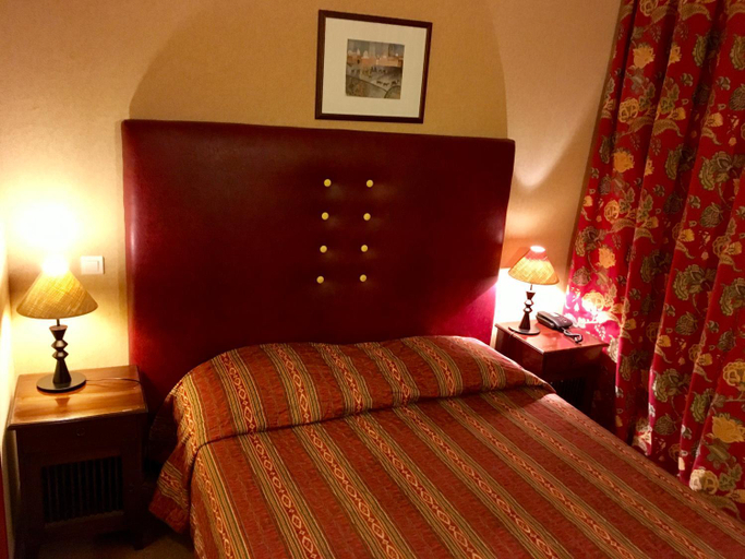 Bedroom 3, Hotel Dorele, Loiret