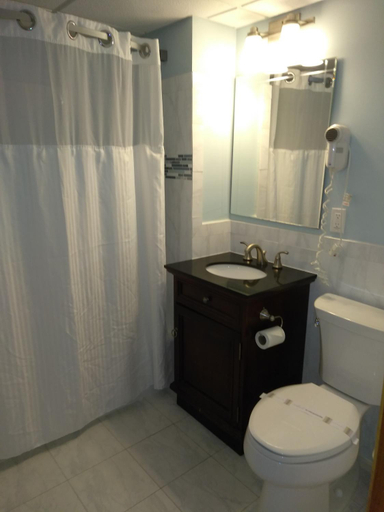 Bathroom, Sea Crest Inn, Cape May