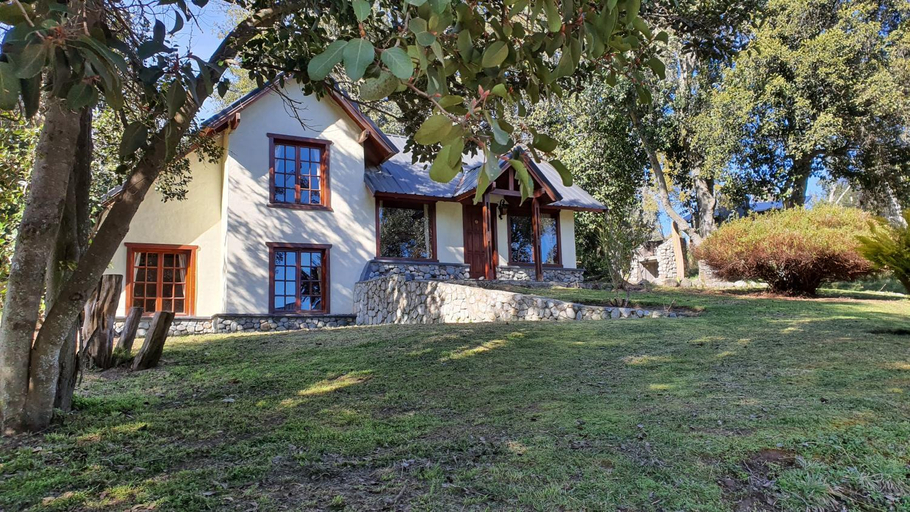 Exterior 5