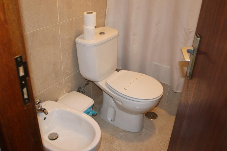 Bathroom 4, Alojamento Local Santa Cruz, Miranda do Douro