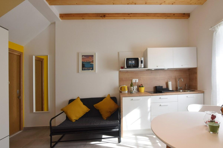 Others 5, Orange apartment with free parking, Dubrovnik