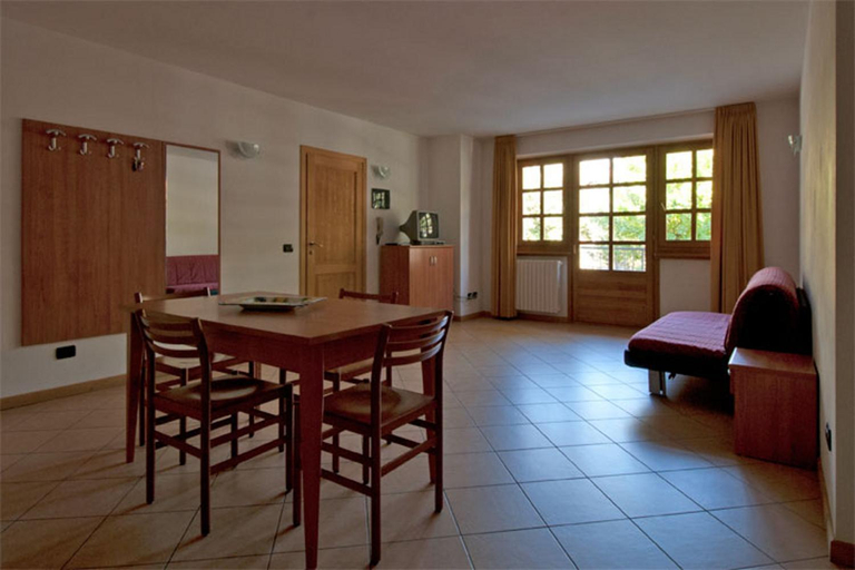 Others 4, Residence Le Orchidee, Sondrio