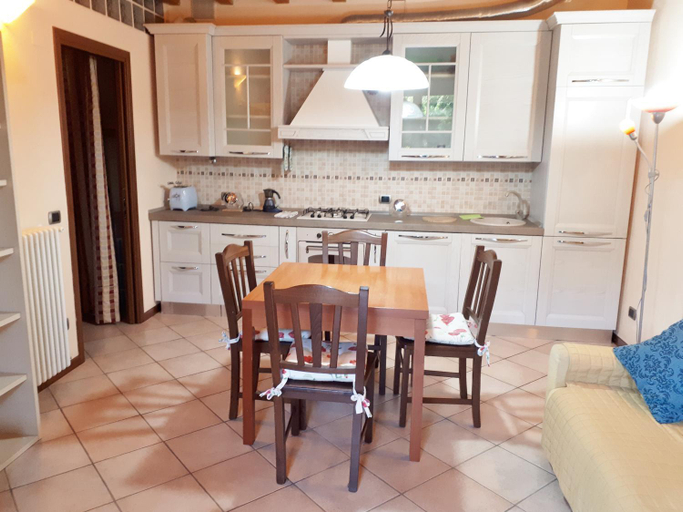 Others 5, Albergo La Quiete, Brescia