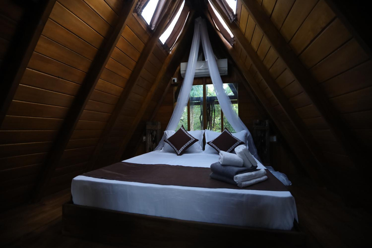 Others 4, Cinnamon Paradise, Habaraduwa