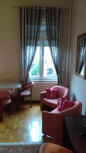 Others 5, Hotel de l'Orangerie, Bas-Rhin